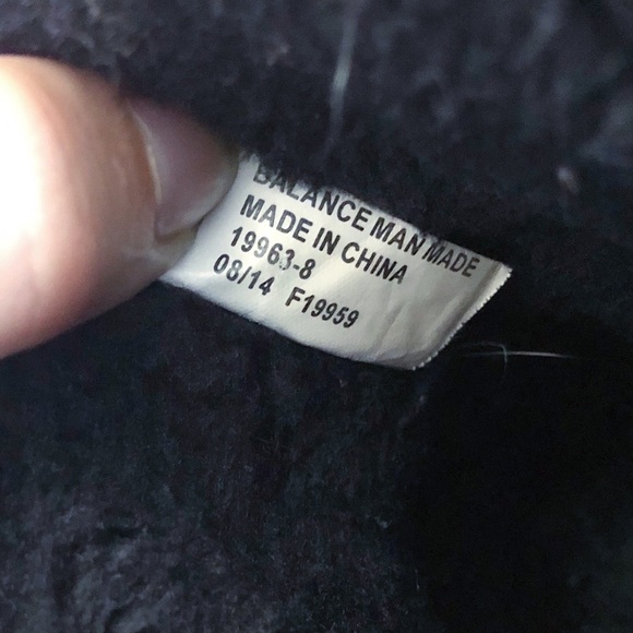 Arizona • faux shearling ankle booties black suede fur harness short low Y2K - Picture 8 of 12